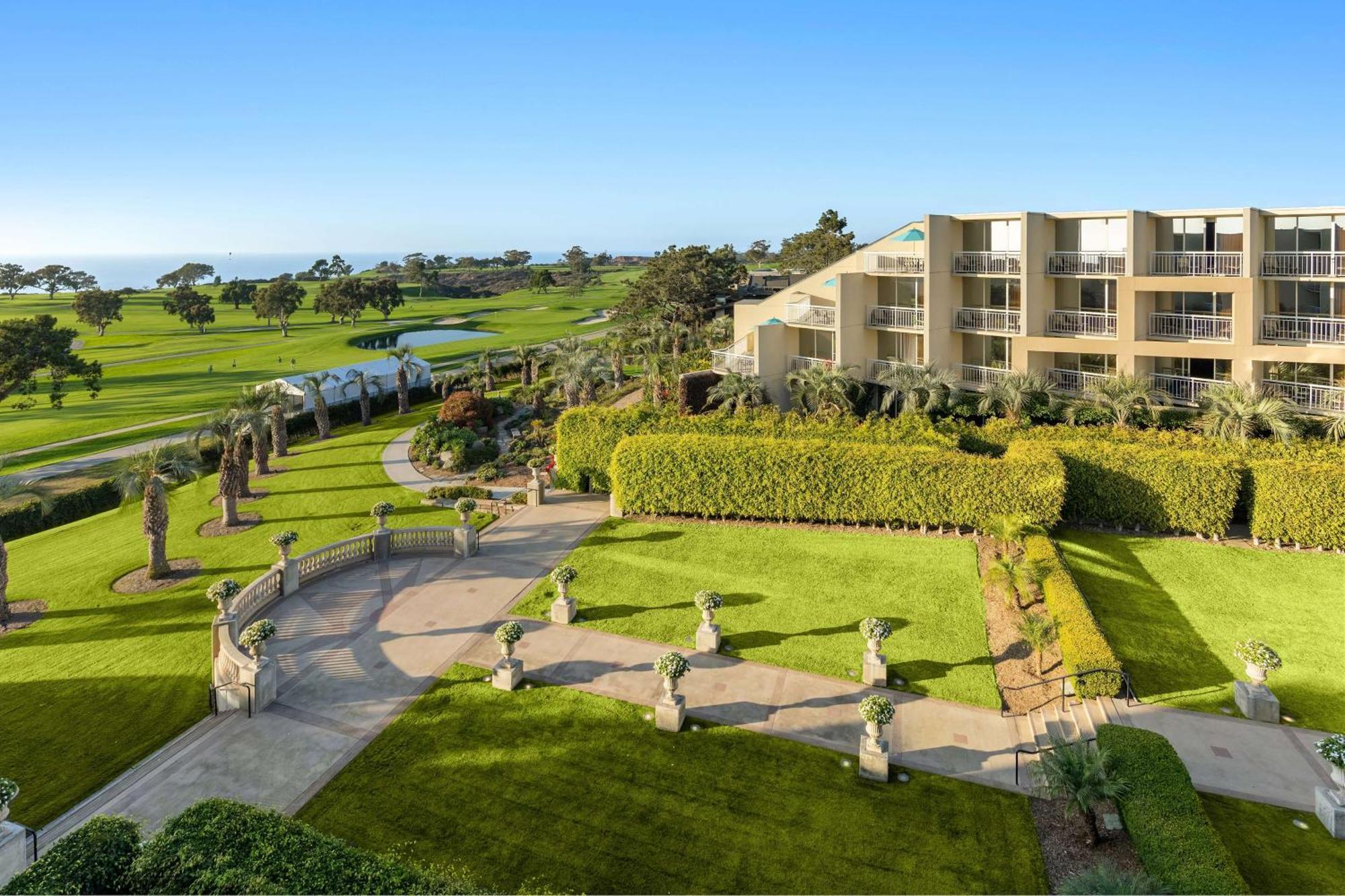 Отель Hilton La Jolla Torrey Pines Сан-Диего Экстерьер фото
