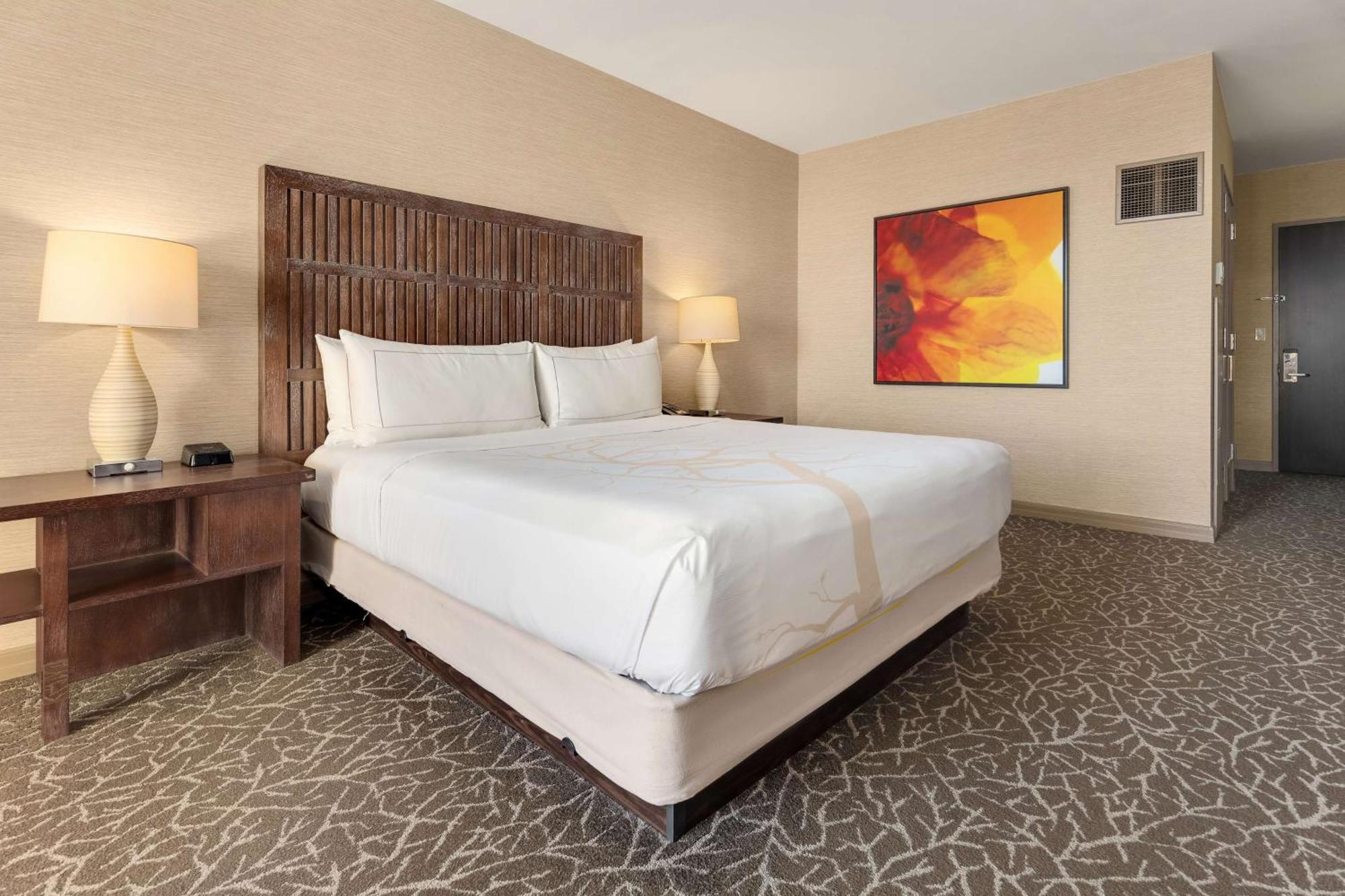 Отель Hilton La Jolla Torrey Pines Сан-Диего Экстерьер фото